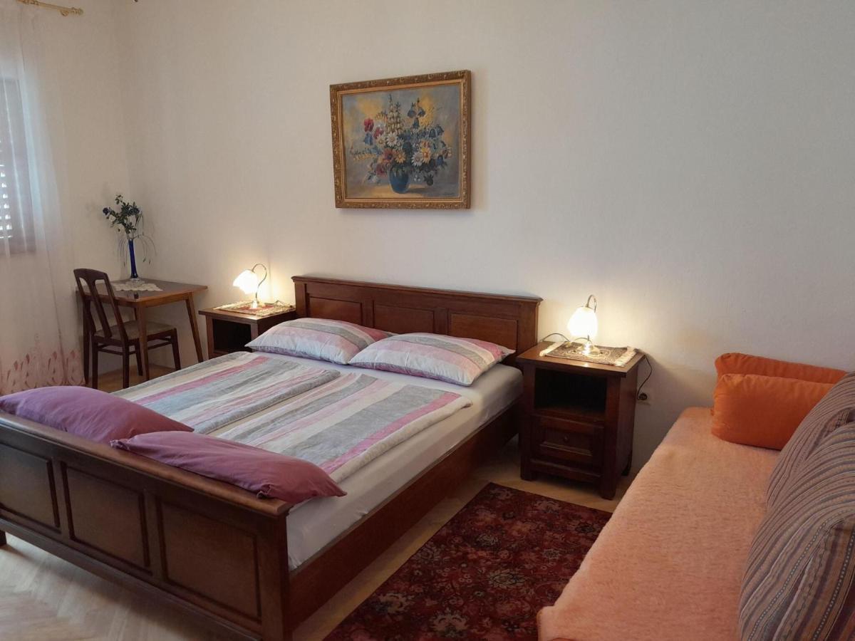 Apartments Adelheid In Biograd, Close To The Beach Biograd Na Moru Εξωτερικό φωτογραφία